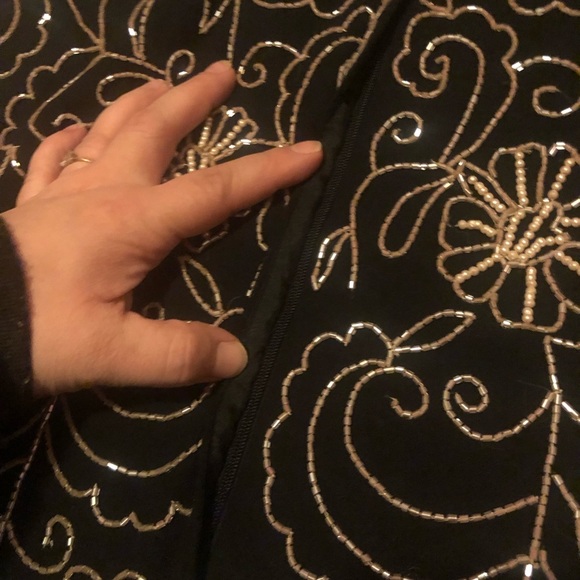 Vintage Embroidered Beaded Floral Black Sleeveless Top *FLAW - Picture 5 of 7